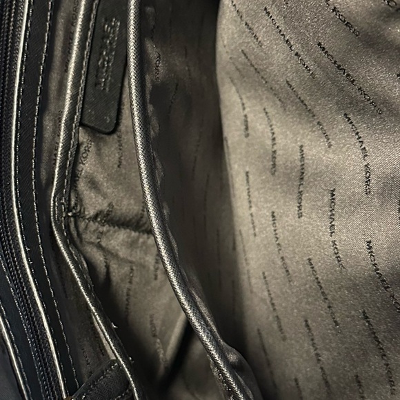 EUC Michael Kors Tote Bag with Gold Tone Hardware - Picture 3 of 6